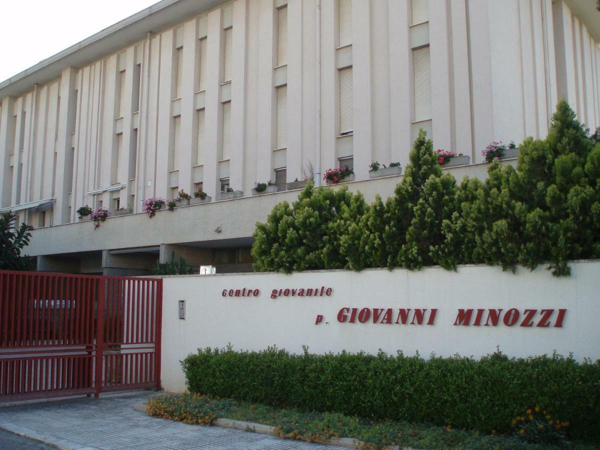 Centro Giovanile Padre Minozzi Hotell Policoro Eksteriør bilde