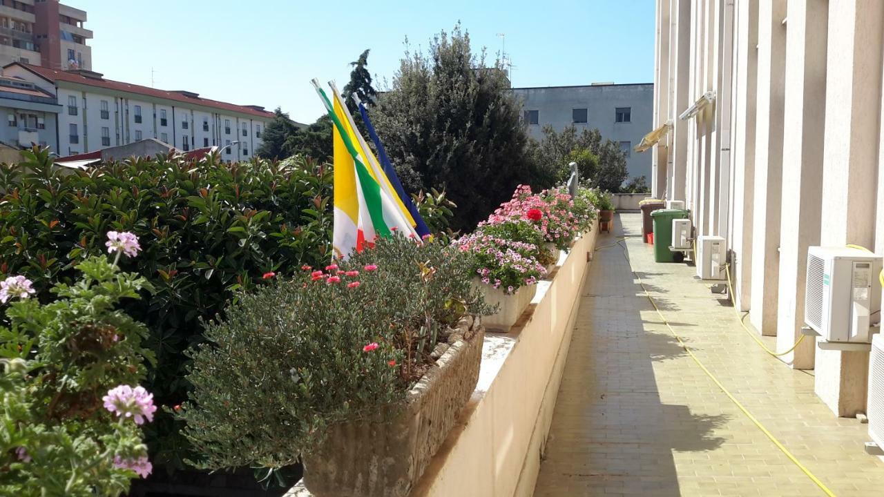 Centro Giovanile Padre Minozzi Hotell Policoro Eksteriør bilde